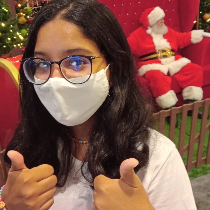 heyjude_na's tweet photo. Eu e o Noel https://t.co/RxqzdcY8YO