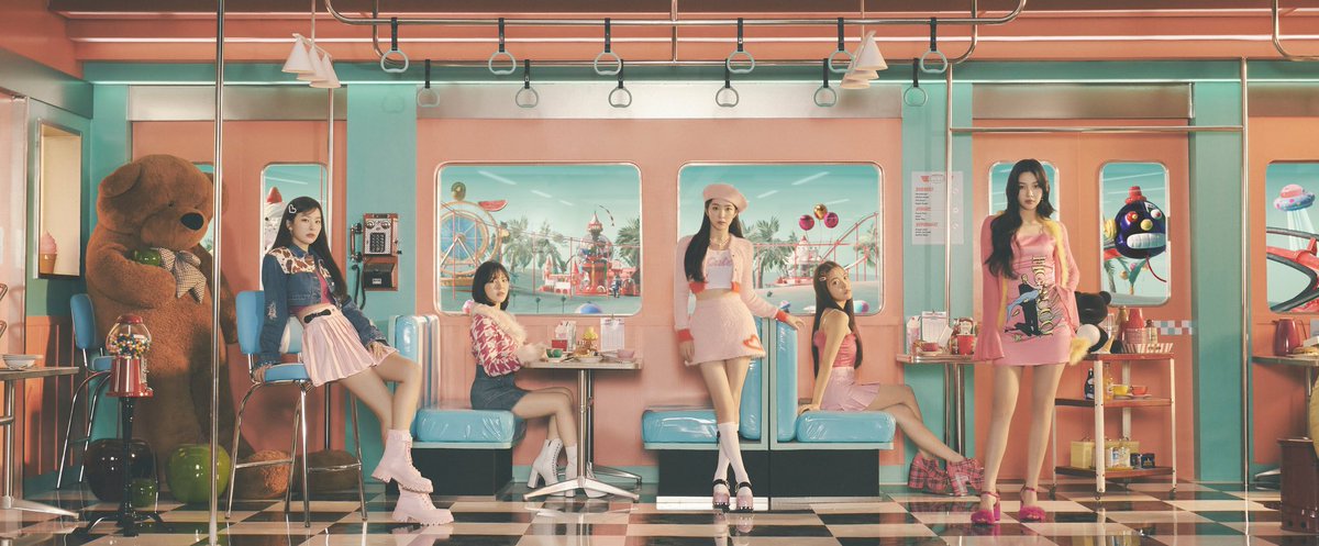 Baejoohyunews's tweet photo. [PHOTO] 211217 #REDVELVET #IRENE “SMTOWN 2022 : SMCU EXPRESS” Teaser Images @RVsmtown 

ALL ABOARD THE RV EXPRESS
#RV_Express https://t.co/PC9pPU5Kr4