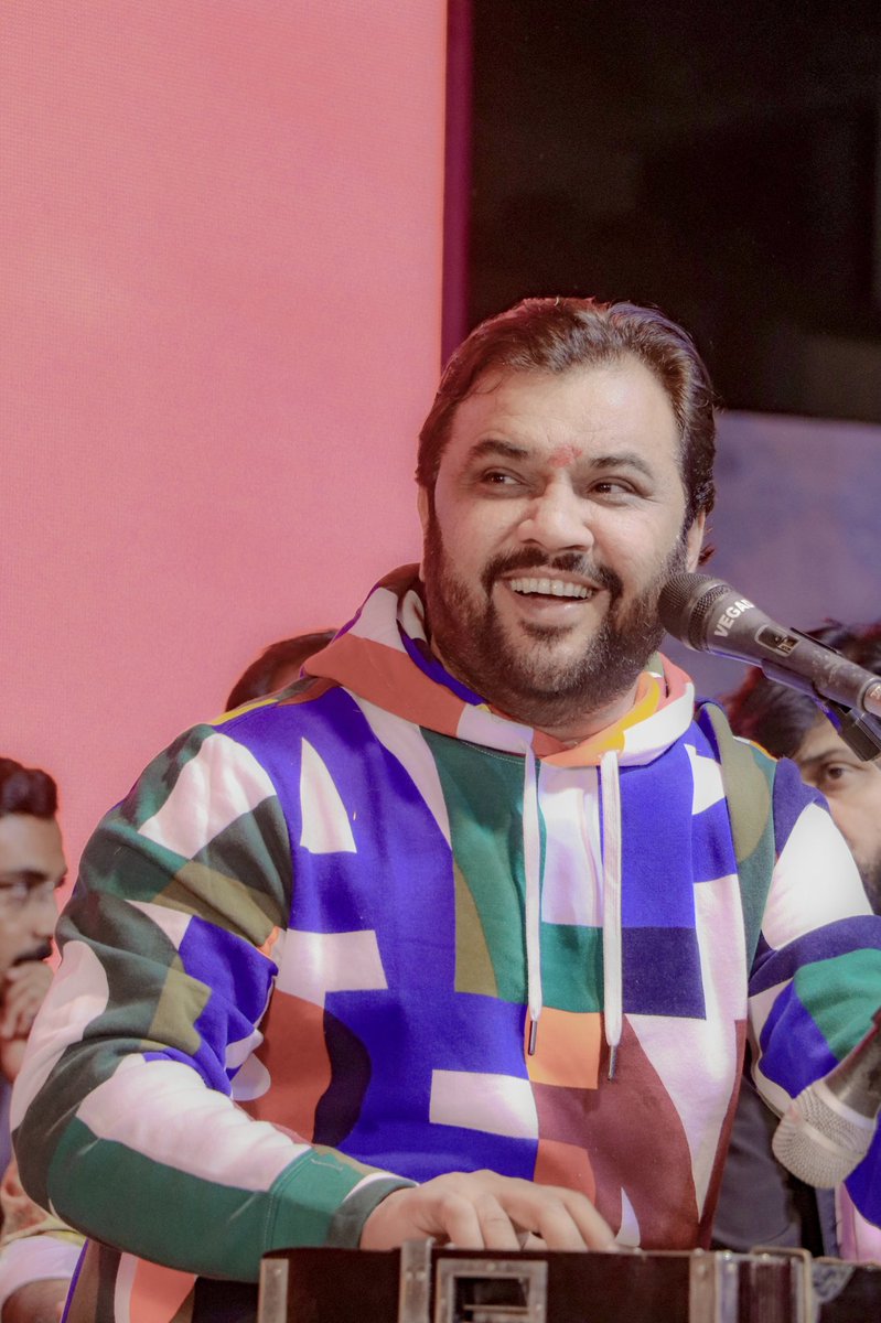 KirtidanGadhvi's tweet photo. Lok Dayro at Kathda, Mandvi
#dayro #lokdayro #kathda #mandvi #kirtidangadhvi #kirtidangadhviofficial https://t.co/lujHlgT54y