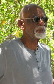 🔴 الرجل الذي نجح في تغيير قواعد اللعبة !

"عندما عالجت الشخص رقم ٣٠ من مرض الإيدز، قالت لي أمي: سوف يأتون إليك، سوف يقتلونك"

ألفريدو دارينجتون باومان 
 المعروف باسم د. سيبي
(٢٦ نوفمبر ١٩٣٣ - ٦ أغسطس ٢٠١٦)

#مقالات_نبيل #صباح_الخير