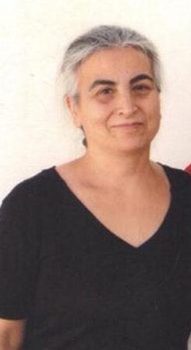 Ben #Aysel Tuğluk, 5 yıldır cezaevindeyim, hafızamı yitirdim. Dönüşü olmayan bir hastalığa yakalandım. Aynı soruyu 3-4 kez sormaya başladım, bazı şeyleri hatırlamıyorum.“Cezaevinde kalamaz” raporum var. Yaşamamı çok görenler, anneme de bir mezarı çok gördü. Beni zindandan çıkarın