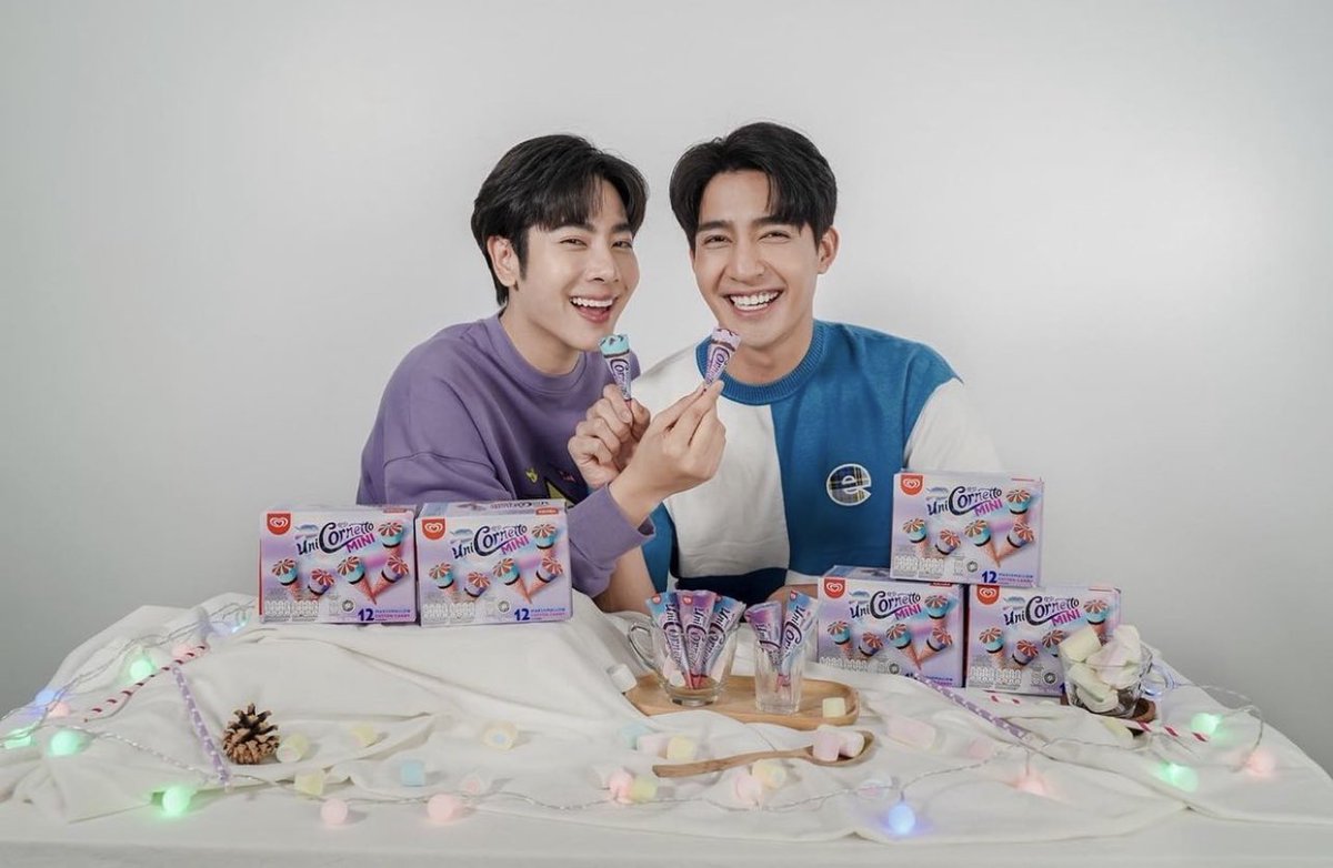 mixxiw_twfc's tweet photo. ［20211217 theearthe IG］

小編：是甜點甜還是球咪甜😋

https://t.co/FKmqSvIoiN

#MiniUnicornetto
#Unicornetto
#เอิร์ทมิกซ์ #EarthMix #球咪
#mixxiw #汪始慧 #ส่วนผสมของมิกซ์ https://t.co/KD0HEEhndB