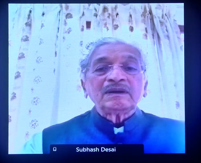 PIBMumbai's tweet photo. We will not leave a single stone unturned for implementation of Multi Modal Logistics Parks Scheme #MMLPs
- assures #Maharashtra State Industries Minister @Subhash_Desai
https://t.co/bPmazzIp1v https://t.co/UcyLjvz3AM