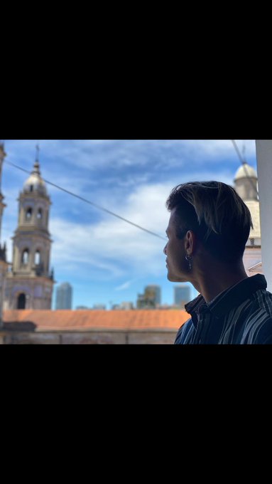 4 pic. Hola Les Dejo alguna Fotos De Mi Videito Que hice Fue Una Produccion Profesional??

?VIDEO COMPLETO
