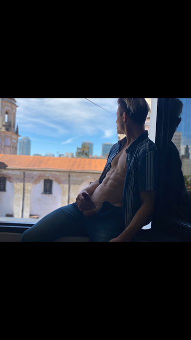2 pic. Hola Les Dejo alguna Fotos De Mi Videito Que hice Fue Una Produccion Profesional??

?VIDEO COMPLETO