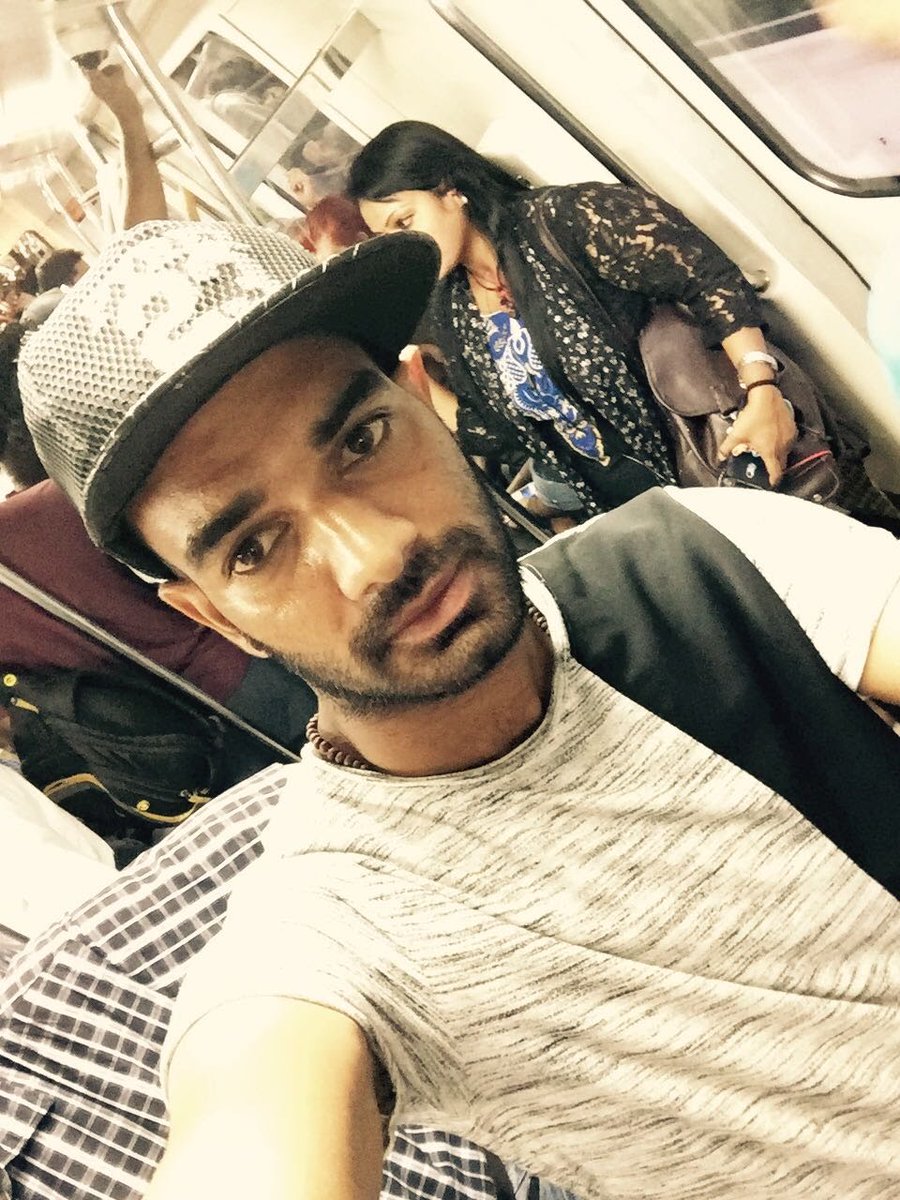 Hindustani Journalist Vimal Mehra tweet media