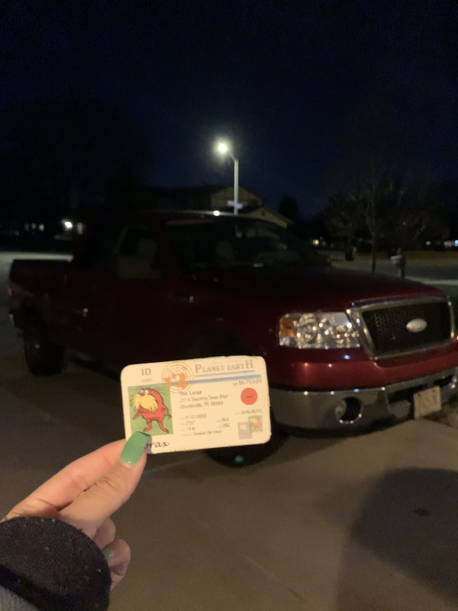 kjensen__'s tweet photo. i almost hit a deer with my truck today! deer are k strategists so they should live long lives. they won’t if i hit them with my car. #apesecology @franklinlorax https://t.co/mQaeJRreMz