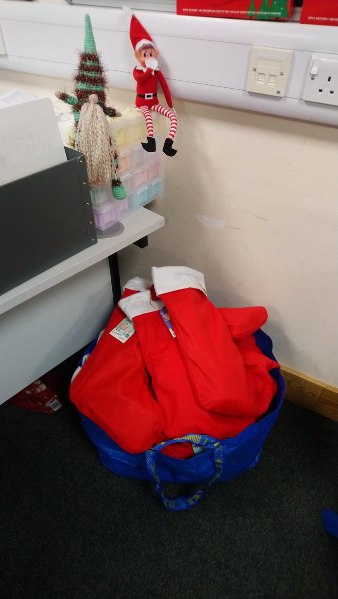 The elves have been up to mischief again in Stem 13.
Wonder who has been naughty or nice in C11.3?
HAVE A HAPPY AND SAFE CHRISTMAS 2021 C11.3 See you in the new year.
<a href="/BurtonBorough/">BBS</a> <a href="/Chetwynd_bbs/">BBSChetwynd 🌳</a> @Chetwynd_Mentor