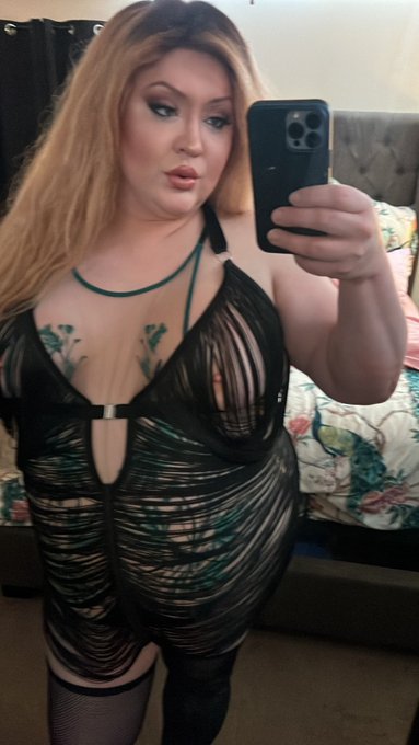 Get into this fringe moment 😍 https://t.co/m3rmVyORDi<a href="/tag/tgirlbbw"class="tags"><span>#tgirlbbw</span></a>