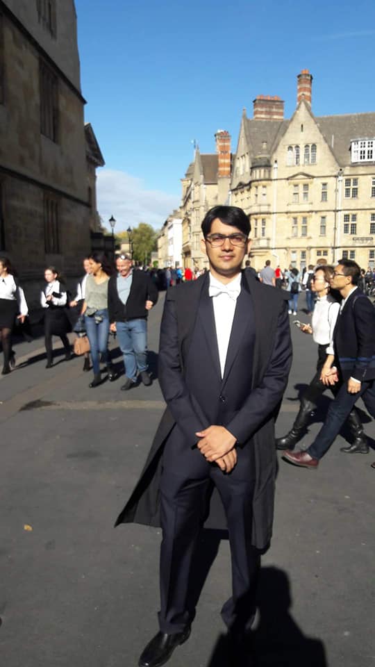 AbbasMoosvi's tweet photo. URGENT CALL FOR DONATIONS. A friend and colleague, Sonan Memon, has been diagnosed with a brain tumor, stage 3. Doctors have said he may only have a few more years left to live. He is one of the smartest people I know - with an MPhil from Oxford and BSc from LUMS. Details below: https://t.co/B3d9eO5g9F