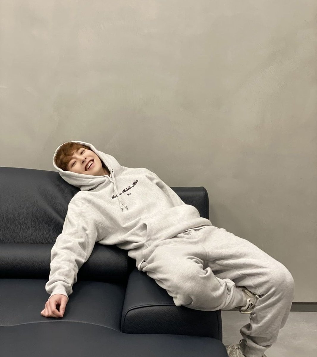 instagram bloomed with his update ✿