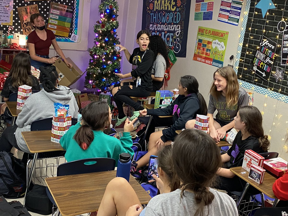 Coach Harris (@coachharris17) on Twitter photo Merry Christmas from the Hobby 7th Grade ladies basketball team at their Holiday HOOPlah celebration! The celebration was complete with goofy games led by <a href="/KHatfieldTX/">Kristin Hatfield</a> and a white elephant exchange! <a href="/HobbyGirlsATH/">Hobby Girlsā Athletics</a> Merry Christmas from the Hobby 7th Grade ladies basketball team at their Holiday HOOPlah celebration! The celebration was complete with goofy games led by <a href="/KHatfieldTX/">Kristin Hatfield</a> and a white elephant exchange! <a href="/HobbyGirlsATH/">Hobby Girlsā Athletics</a>