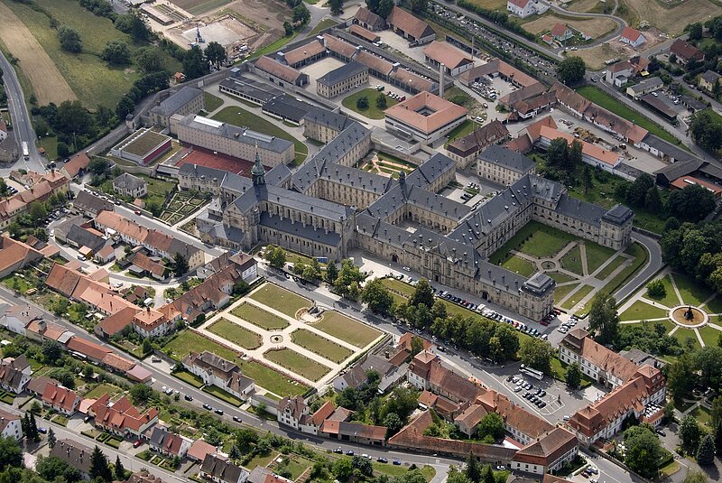 VisitFranconia's tweet photo. Kloster #Ebrach im #Steigerwald gilt als die früheste und bedeutendste Gründung des #Zisterzienserordens östlich des Rheins. Bald könnte es ins transnationale europäische #Kulturerbe aufgenommen werden...
#VisitFranconia #Kultur #ReiselandFranken #Franken
https://t.co/qQHU6iYfUD https://t.co/bGHHkb69aa