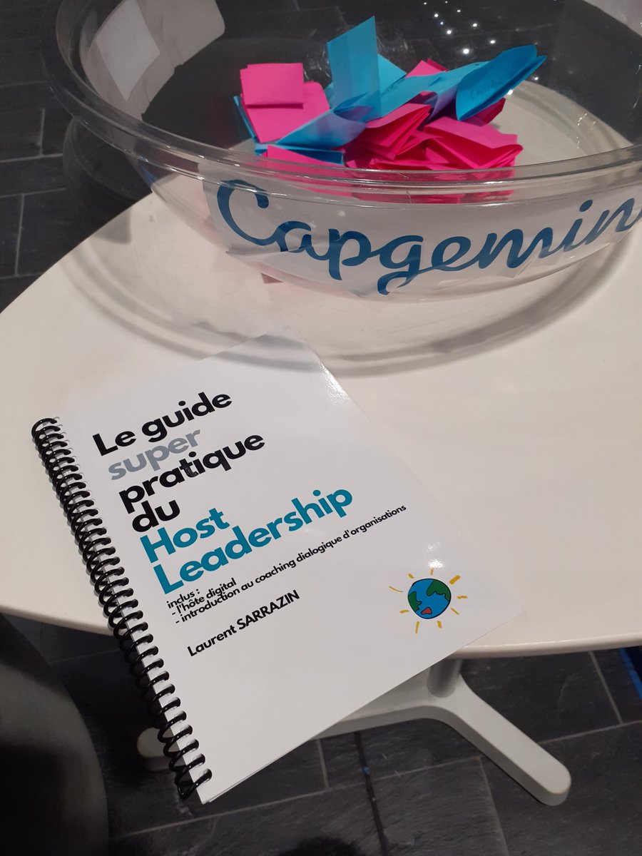 Mais dit donc, la journée n'a même pas encore commencé et un livre à gagner apparaît déjà sur le stand de <a href="/capgeminifrance/">Capgeminifrance</a> #atrennes21
#hostleadership
Et à 16h : maman j'ai raté l'invitation