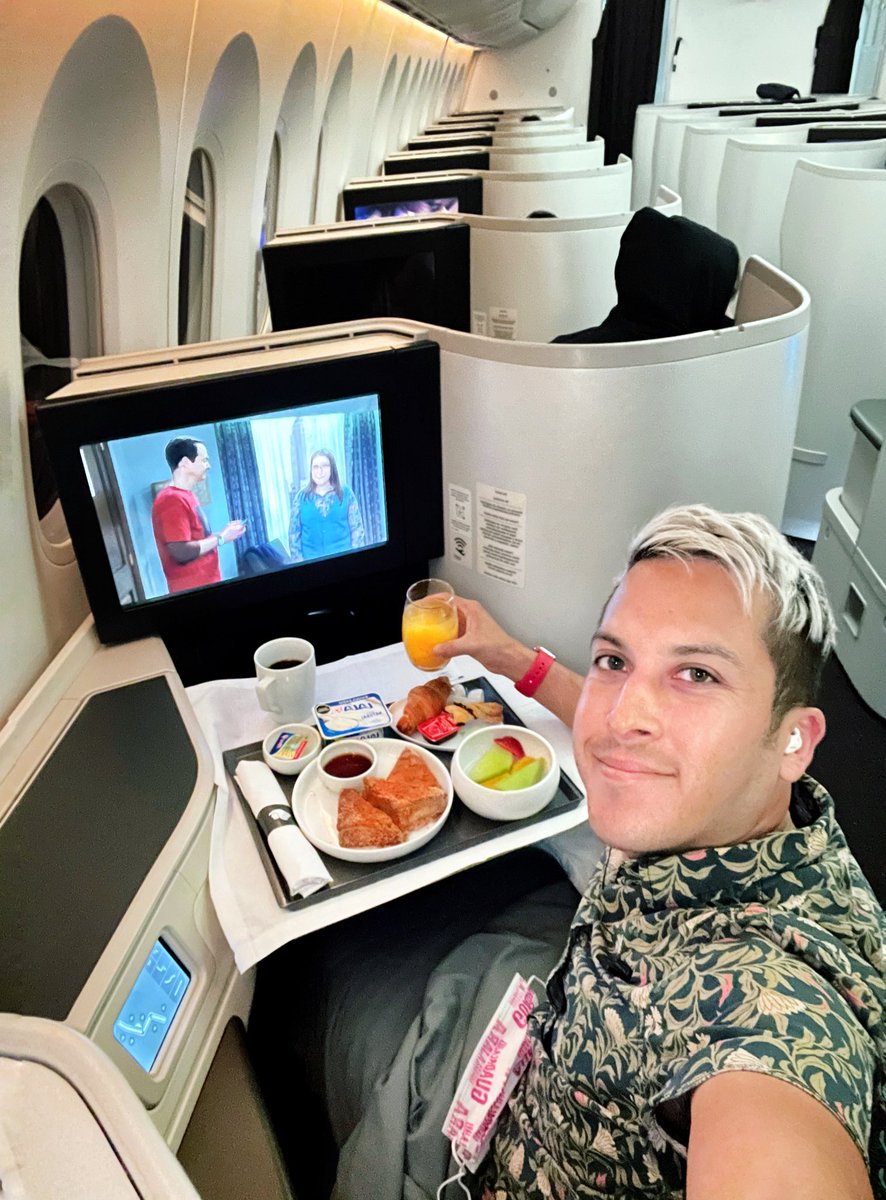 AlexTienda's tweet photo. Para desayunar: Pan Francés 😋🍞
#VoyAMadrid 🛬🇪🇸 https://t.co/Oaf8kKIz0X
