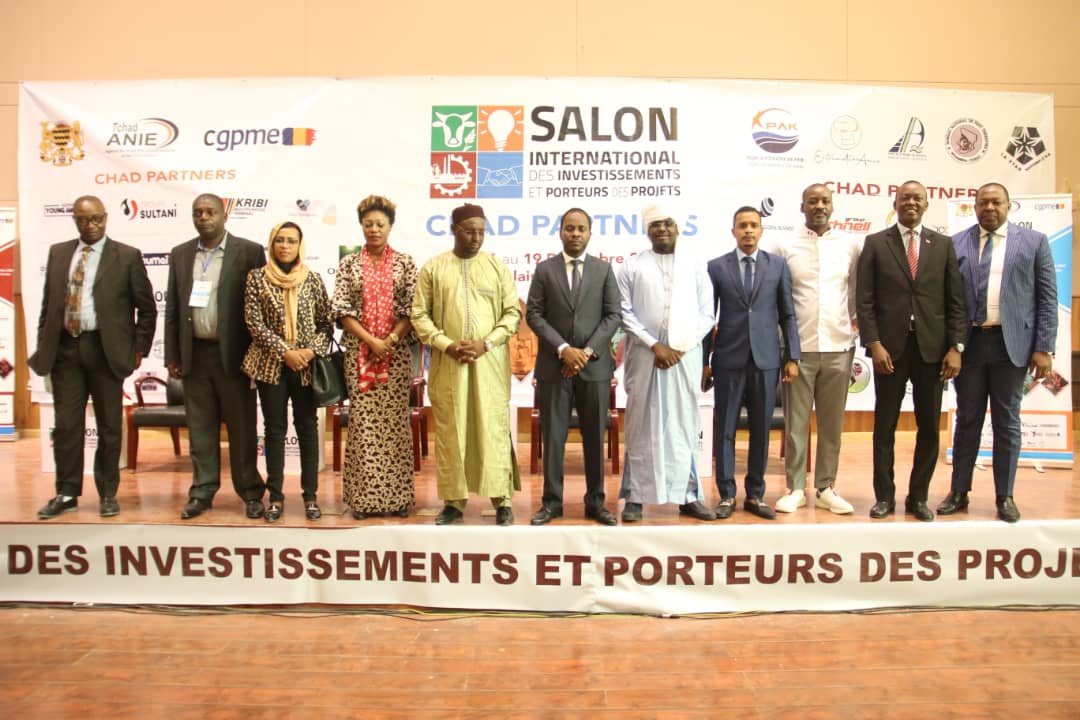 Yardamy32's tweet photo. #tchadpartners #entremetsamis #unescoworldheritage #guidelebey #Tchad #Ndjamena #BeLeader
C'était hier l'ouverture du salon international des investisseurs et porteurs des projets au palais du 15 janvier.
Vous étiez nombreux hier, et on vous attend encore plus aujourd'hui. https://t.co/lxjMqAQM2u