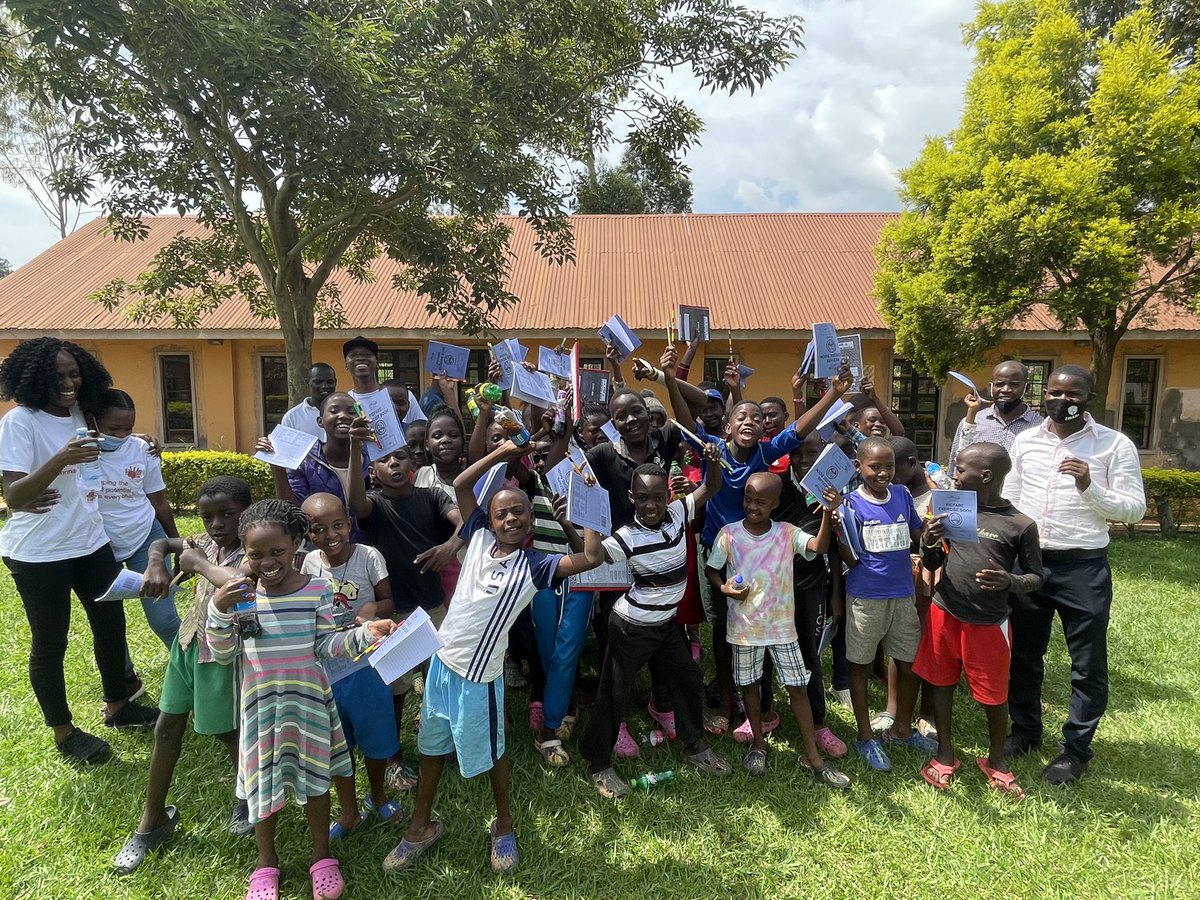 LeNoirFdn's tweet image. When you hear the news “Schools will open in a few weeks time” 🎶💃👯‍♀️🎊

 We are excited to know that children can now have access to education and play together to aid their growth. 
@reachahand @mikemuhima @TeacherTugume 

#schoolsreopening