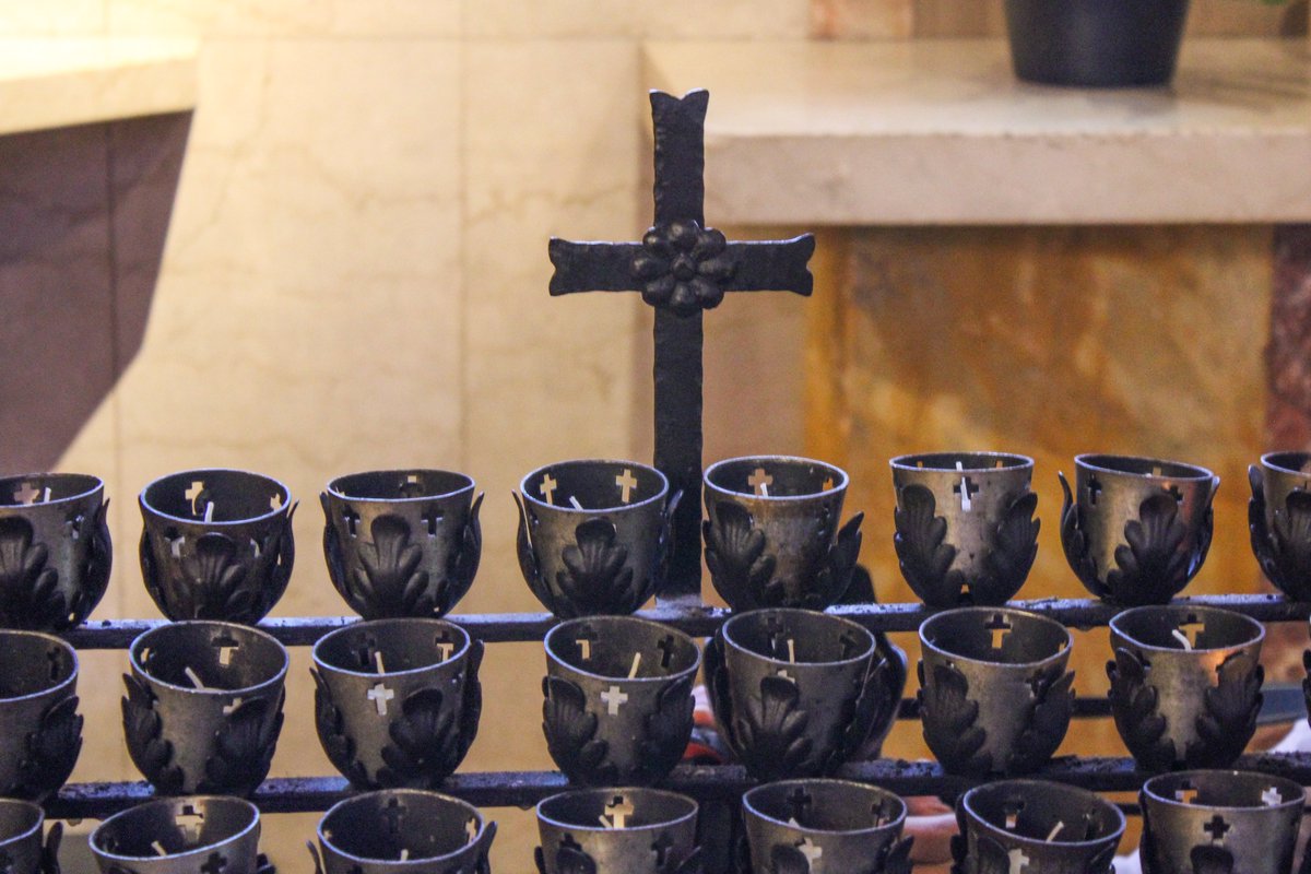 AmericanMartyrs's tweet photo. Thank you for the many prayers and candles lit for Fr. Tom Kelly. Your prayers are working, we have good news to report, his condition has improved enough to be moved from ICU to a regular room. He is doing very well, so keep the prayers going.#AMCares @lacatholics @lavocations https://t.co/tXOh5e1dfs