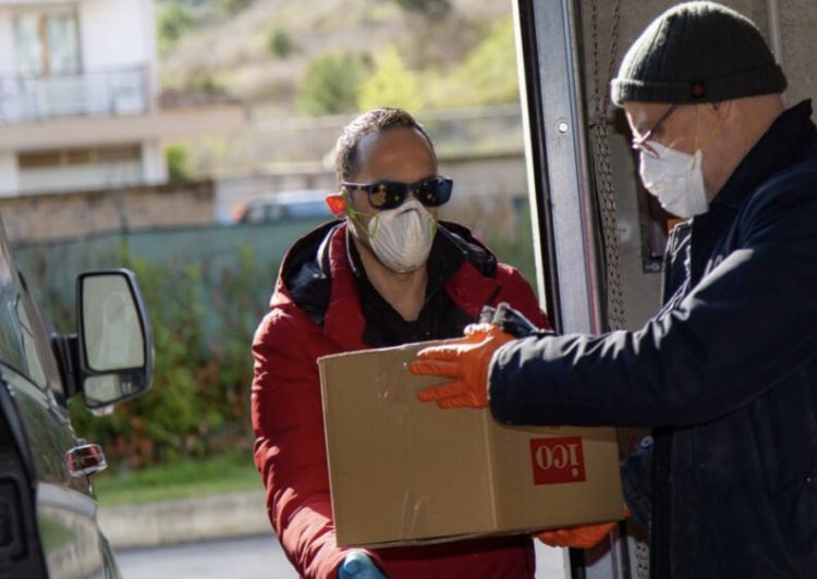 Per affrontare la #PovertàAlimentare servono politiche preventive, reddituali ed educative, che vadano oltre la sola redistribuzione delle eccedenze. Ce lo ha detto <a href="/RobSensi/">Roberto Sensi</a> presentando i risultati di una ricerca di <a href="/ActionAidItalia/">ActionAid Italia</a> 

🍛 secondowelfare.it/povert-aliment…

#17dicembre #2W