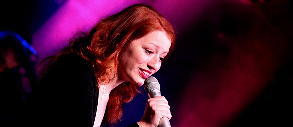 Hannelore Candries, nicht van Louis Neefs, met knap solodebuut!  Lees het op Mechelenblogt:  mechelenblogt.be/2021/12/reunit…