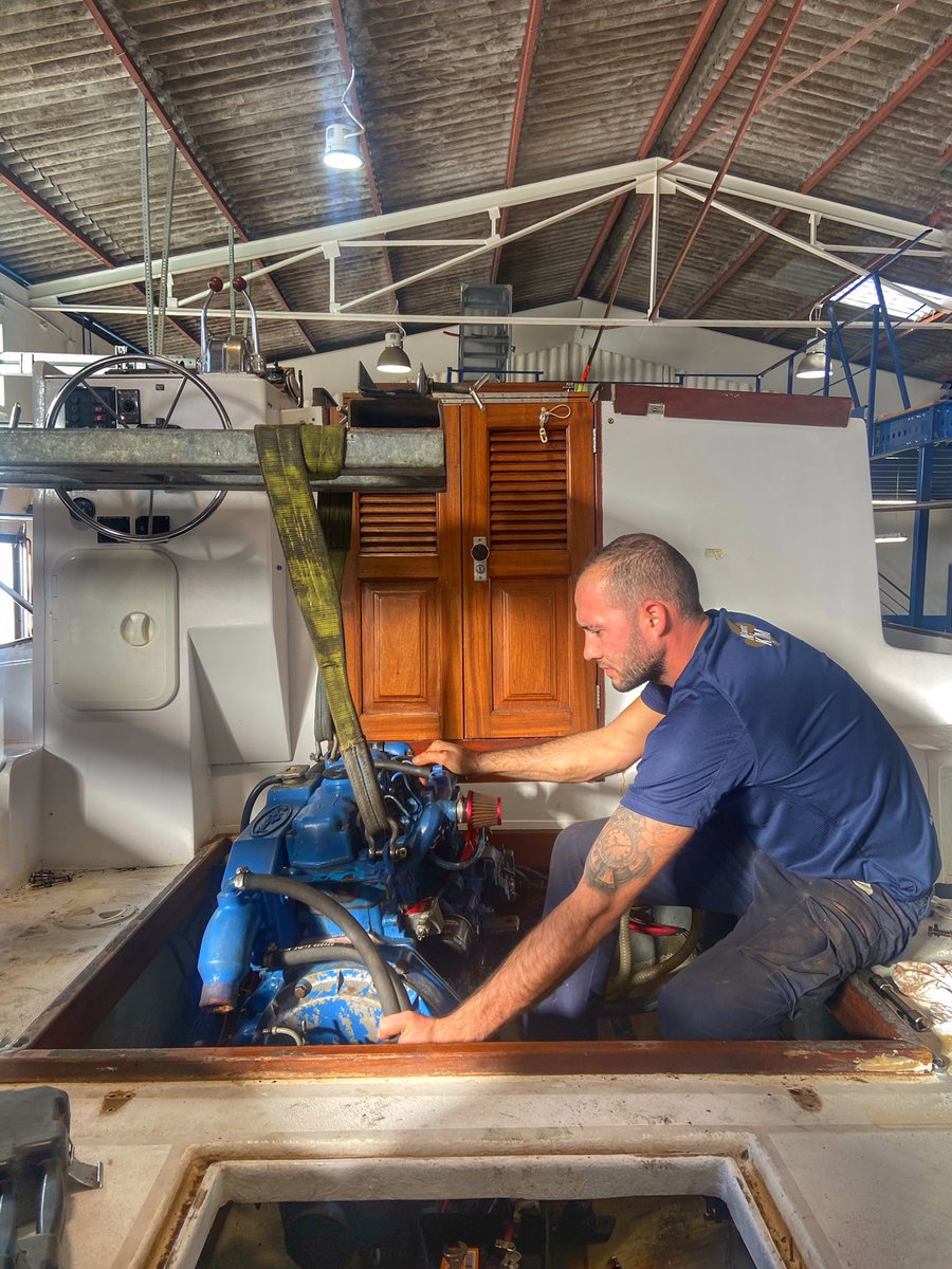 NauticKim's tweet photo. Remotorización

#solediesel #nautickim #nautica #motor #barco #boat #embarcacion #sole #diesel #remotorizacion #mar https://t.co/VMFyrMrfxD