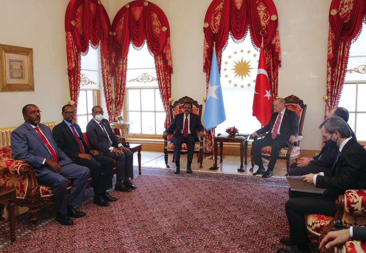 M_Farmaajo's tweet photo. It was a great pleasure to meet H.E @RTErdogan in #Istanbul as part of  #TurkeyAfricaSummit. Turkey-Africa relations remains one of the very many avenues which has seen our two brotherly nations, #Somalia and #Turkey strengthen our historical Somali-Turkish bilateral relations. https://t.co/aSfqwYJ5Kh
