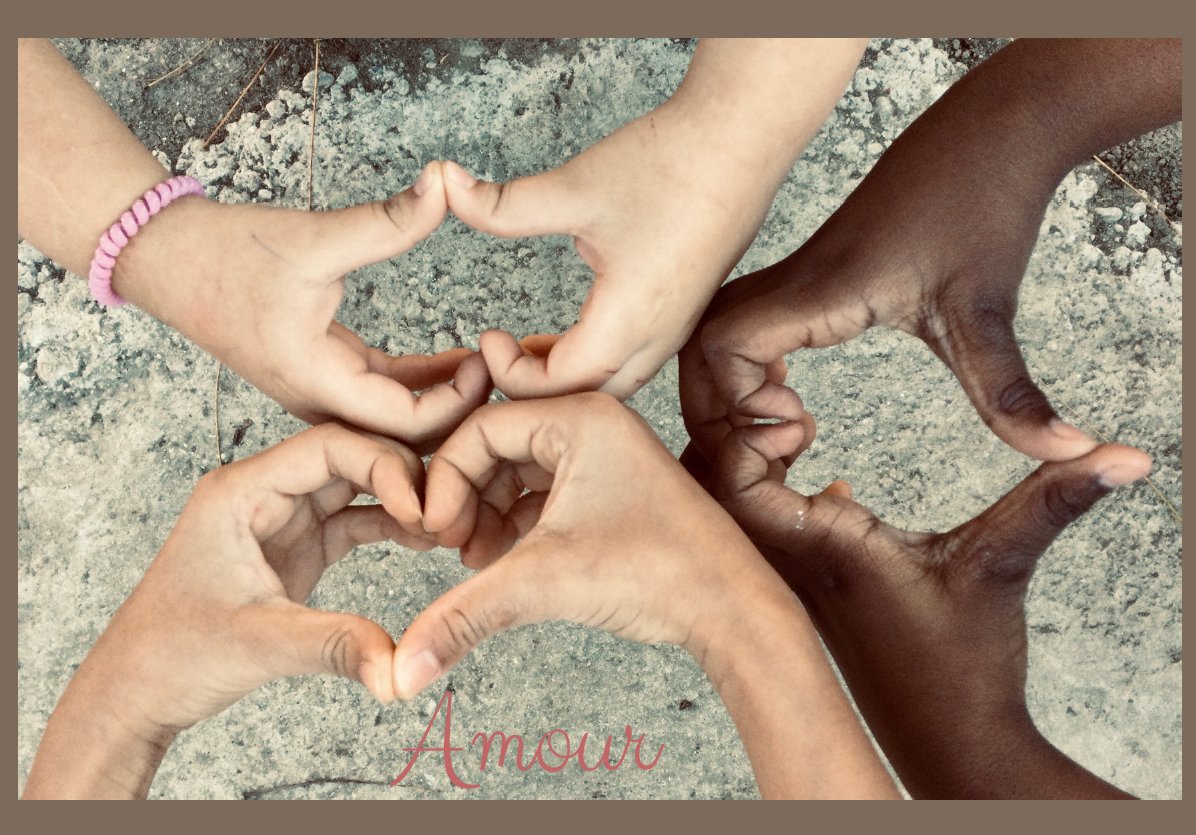 EcGrangeneuve's tweet photo. Amour, entraide, fraternité, paix, amitié, arc-en-ciel, côte à côte, ensemble, liens, égalité, mélange... de jolis mots pour dire la #Laïcité. https://t.co/oek9QUni5J