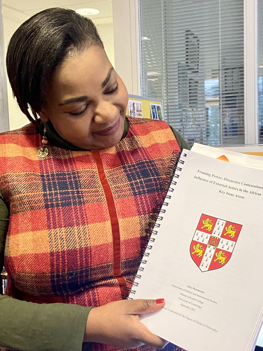 Alice_Musabende's tweet image. I am a Doctor! 5.5 years after starting my PhD as a single parent to two small babies, today I passed my viva voce and my examiners called my intellectual contribution to African IR « groundbreaking ». I am elated, proud, and ready for what’s to come next! #2KidsandaPhD