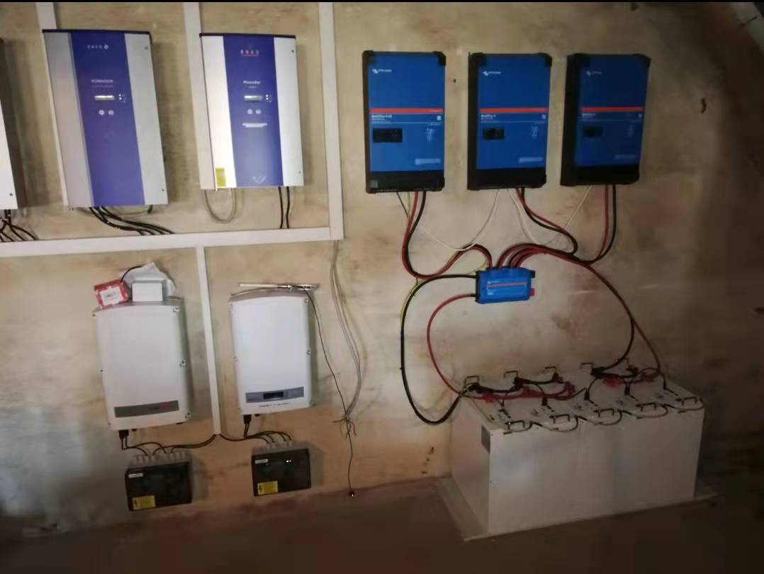 pytesivy's tweet photo. PYTES batteries with Victron inverter, installation photo from our Germany customers. https://t.co/z1I39q0RPM