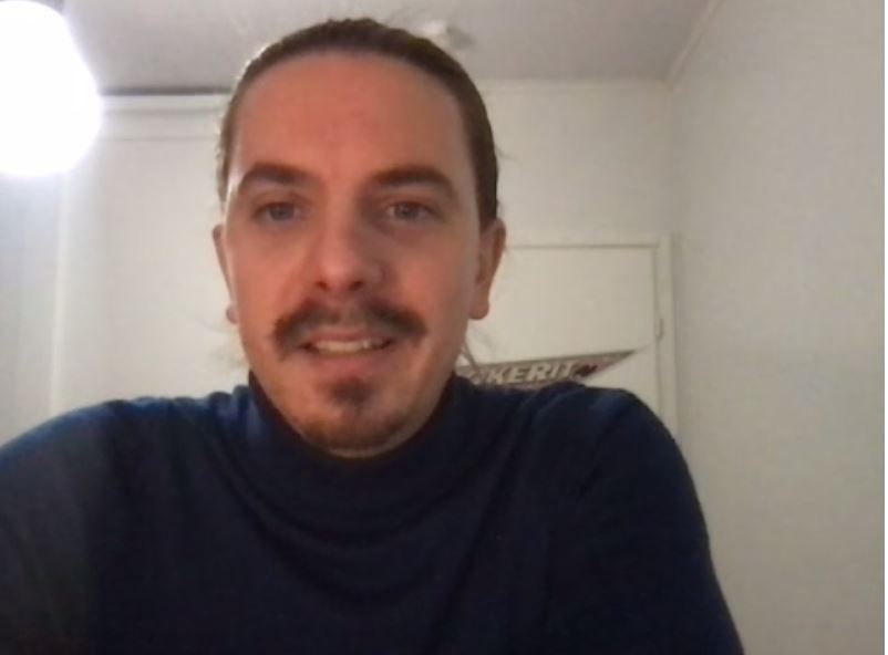 ProjectRobins's tweet photo. Teemu Ilola Leadoosta painottaa #myynti lokalisaatiota. "Se tekee ostamisen helpoksi kohderyhmällesi. Lokalisointi korostuu johtamisessa, se lisää myyntiä ja kannattavuutta. Se liittyy myös rekrytointeihin ja asiakaspidon paranemiseen eri markkinoissa".
#SuomiKasvuunMyynnillä https://t.co/hGW1C4NLUb
