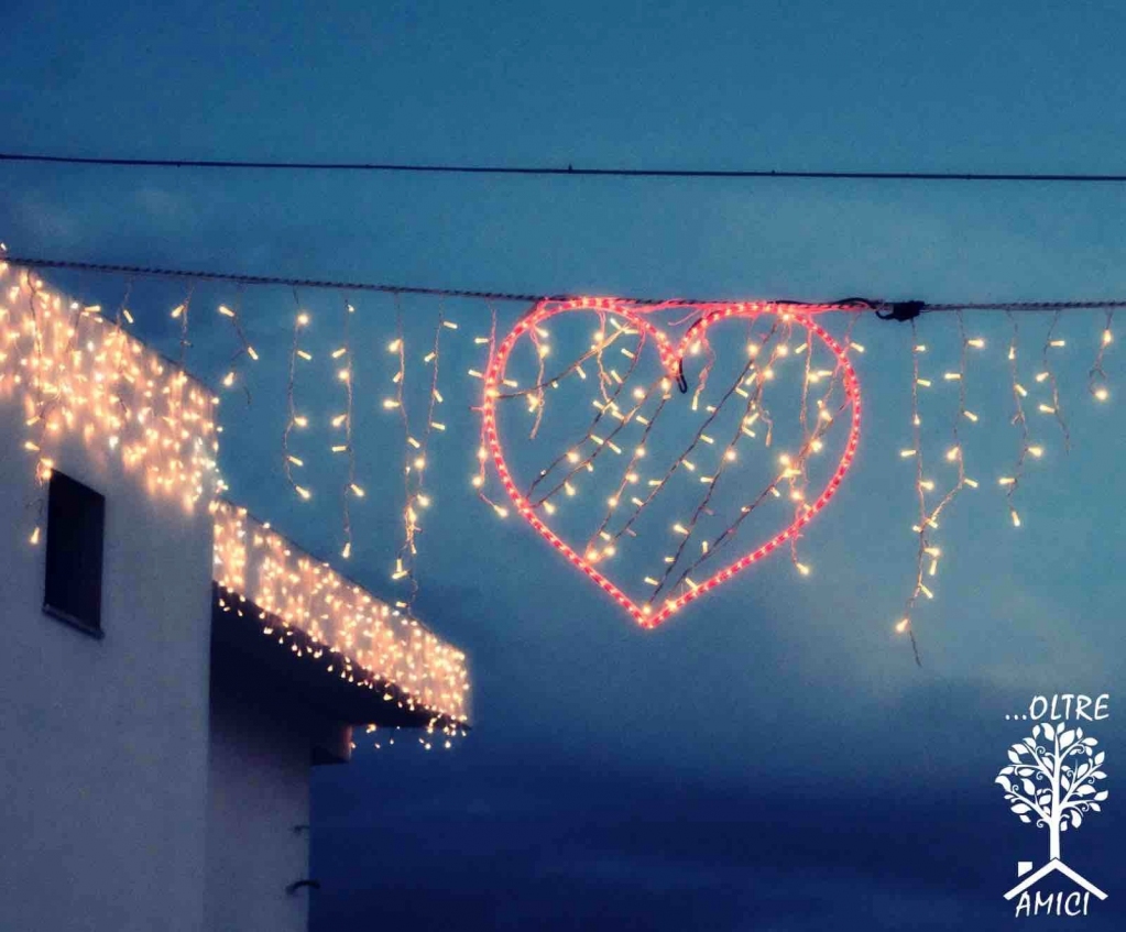 Le luci sono accese, i nostri cuori sono pronti per accogliere la festa più bella,  la festa del Natale che ci vedrà insieme alle famiglie dei nostri ragazzi e ospiti di Masseria Oltre Amici. Mancano meno di 24 ore  per ritrovarci tutti insieme.
#insiemeoltre  #insiemesivince