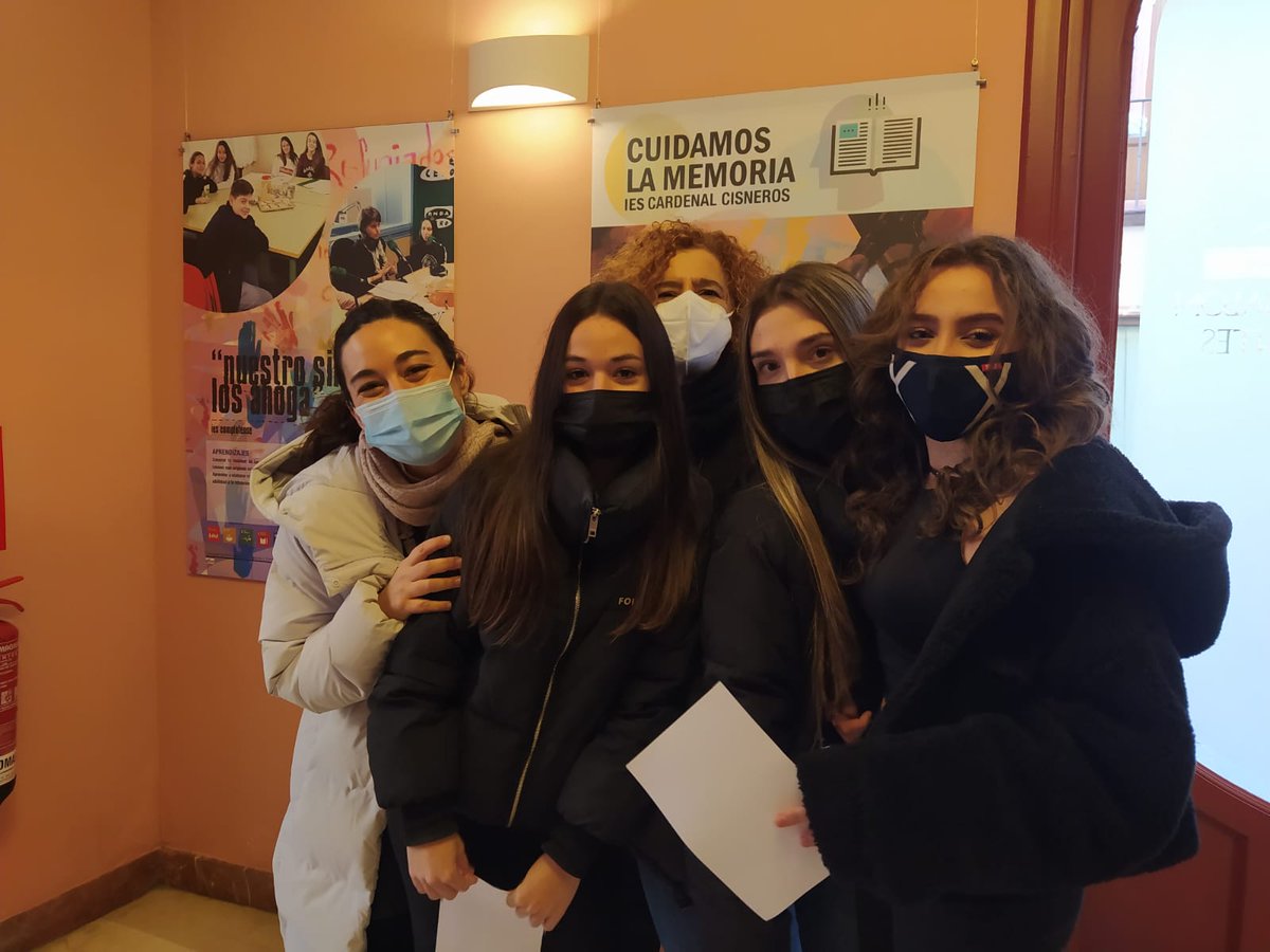 IES Miguel Catalán (Historia) Proyecto PAZ VIVA tweet media