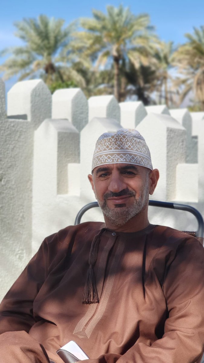 لكم التحية أيها الأحبة من ولاية #سمائل الفيحاء.
#اسحاق_السيابي