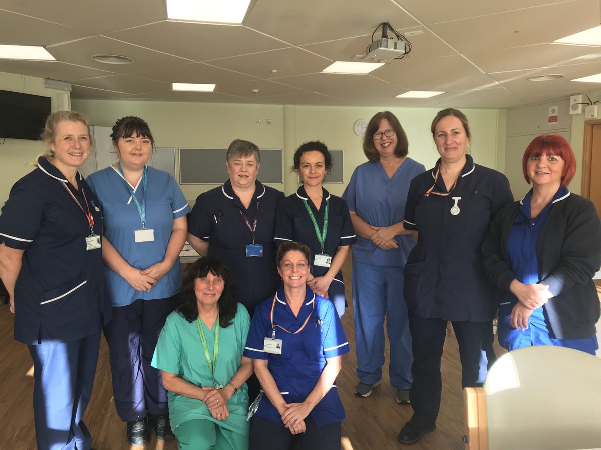 1 year ago! What a journey. But the most amazing group of people at the CVC. Proud to call friends and colleagues ❤ #GuenseyTogether <a href="/CommunityPdl/">Gill Webster</a> <a href="/DrNicolaBrink/">Nicola Brink MBE</a> <a href="/JoRocha_PHealth/">Joana Rocha</a>