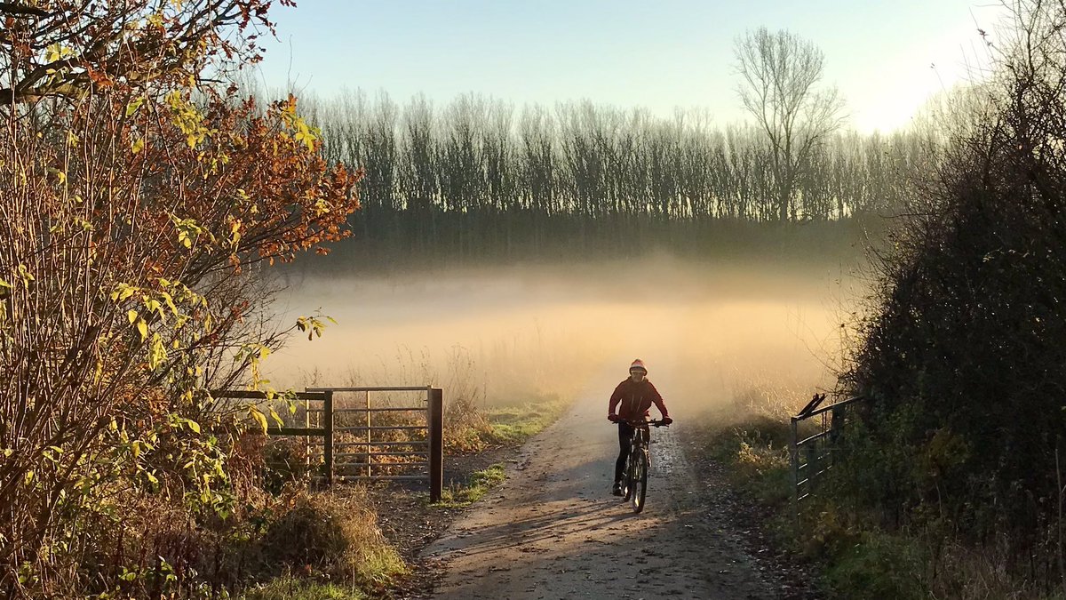 <a href="/DoddingtonHall/">Doddington Hall</a> And just a moment later than Isobel, with my mobile 😊