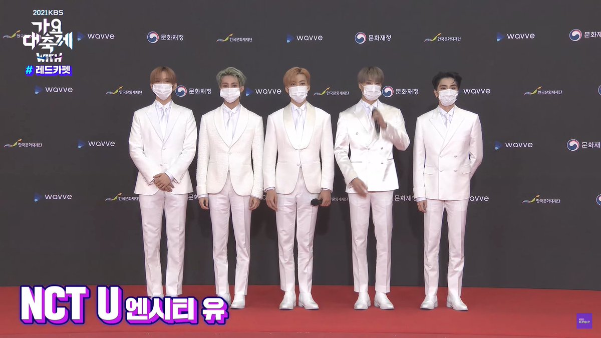 Koreaboo's tweet photo. #KBSSongFestival #KBS歌謡祭 #NCTU have pulled up to the red carpet with their stunning visuals! https://t.co/B6iyKhnsKp