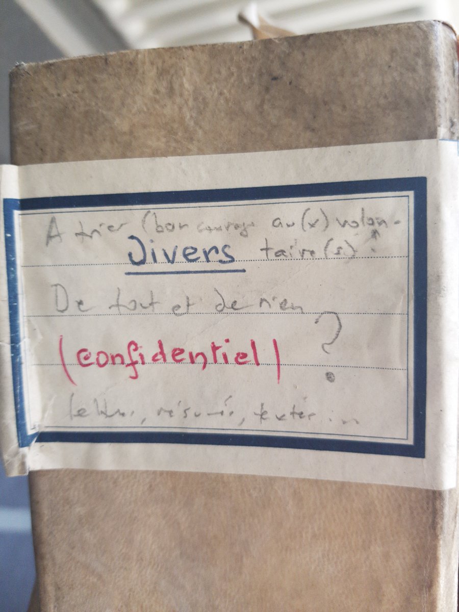 DocuteamCH's tweet photo. @BenedeBerlhe Ah ah, un concours de métadonnées rigolotes? Nous avons un client qui se surpasse avec ses boîtes et fourres! 1/x #viedarchiviste #archivCH #metadatabattle https://t.co/eApxNvre4Q