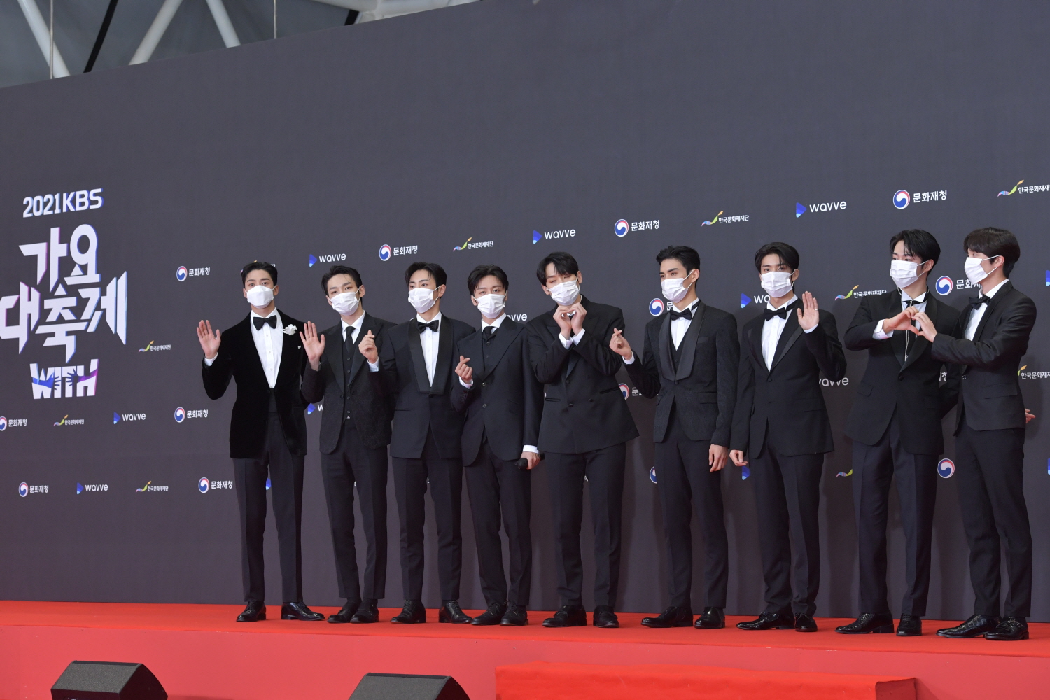 FGzXAzZagAM9KDP?format=jpg&name=large