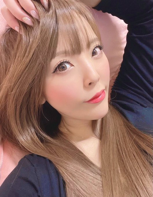 年内最後の美容室🐣 ありがとうございました😊 いい色😊 https://t.co/WsvRvjAh6Y<a href="/tag/lol"class="tags"><span>#lol</span></a><a href="/tag/natural"class="tags"><span>#natural</span></a><a href="/tag/idontcare"class="tags"><span>#idontcare</span></a><a href="/tag/saggy"class="tags"><span>#saggy</span></a>