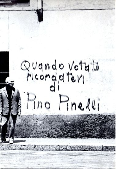 OffTopic_lab's tweet image. Dedicato a quello strascico di #Expo2015 che si chiama @BeppeSala 
#Pinelli