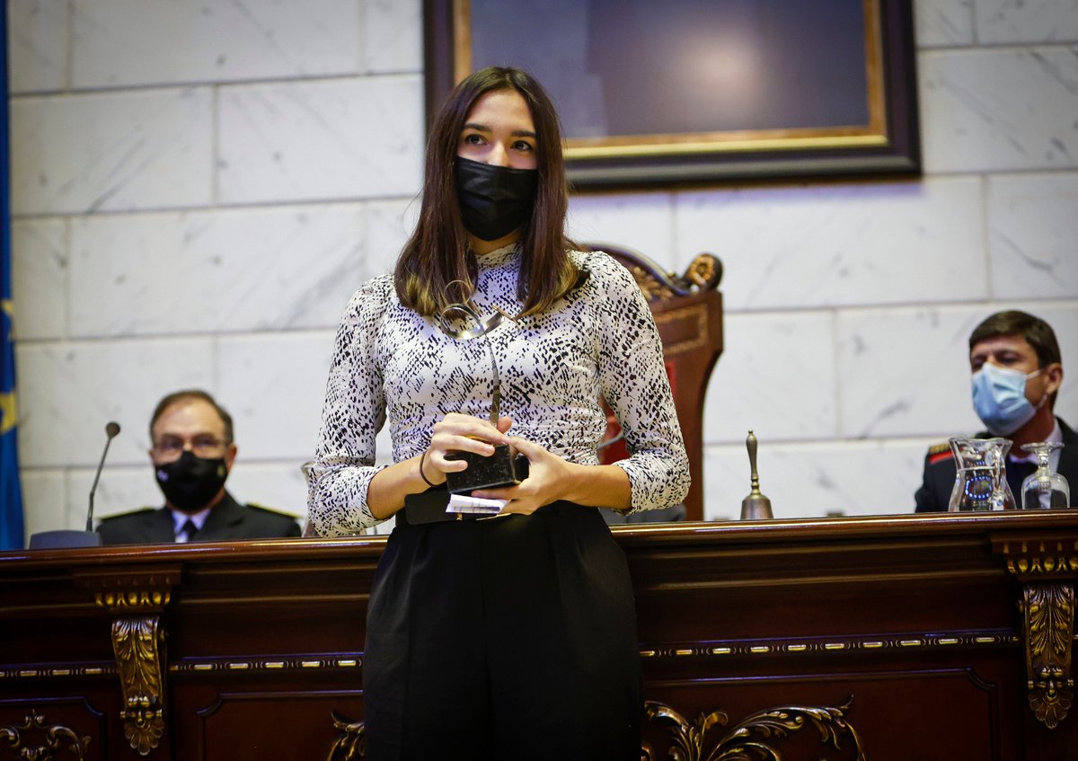 🏅 Acte de lliurament dels VI Premis Periodístics de @policialocal i <a href="/bomberosvlc/">Bombers Ajuntament València</a> dedicats a la #salutmental i a la #prevenció del #suïcidi 

Enhorabona a totes i tots els premiats <a href="/apunt_media/">À Punt</a> <a href="/rne/">Radio Nacional</a> <a href="/eldiariocv/">elDiariocv.es</a> <a href="/EFE_CValenciana/">EFE C. Valenciana</a> 

La pròxima edició estarà dedicada a la #soledat