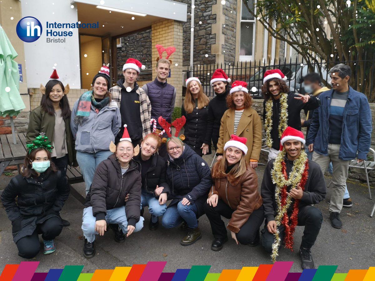 🥳 Another year is almost over! Huge congratulations to all our students who have studied with us, taken exams and generally made IH Bristol a better place just by being here. ⁠

📲 Visit our blog to see what we got up to IH Bristol in 2021 ihbristol.com/blog/2021-year…