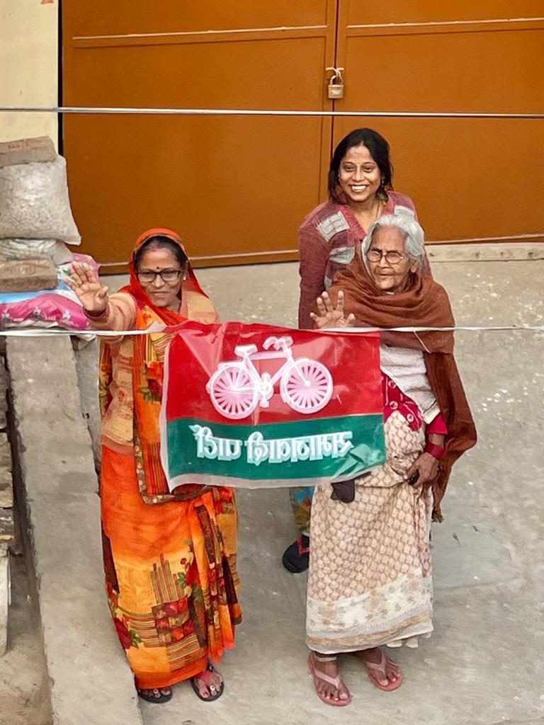 samajwadiparty's tweet photo. "रायबरेली की यही पुकार, 2022 में समाजवादी सरकार" https://t.co/0J5ELFK0e7