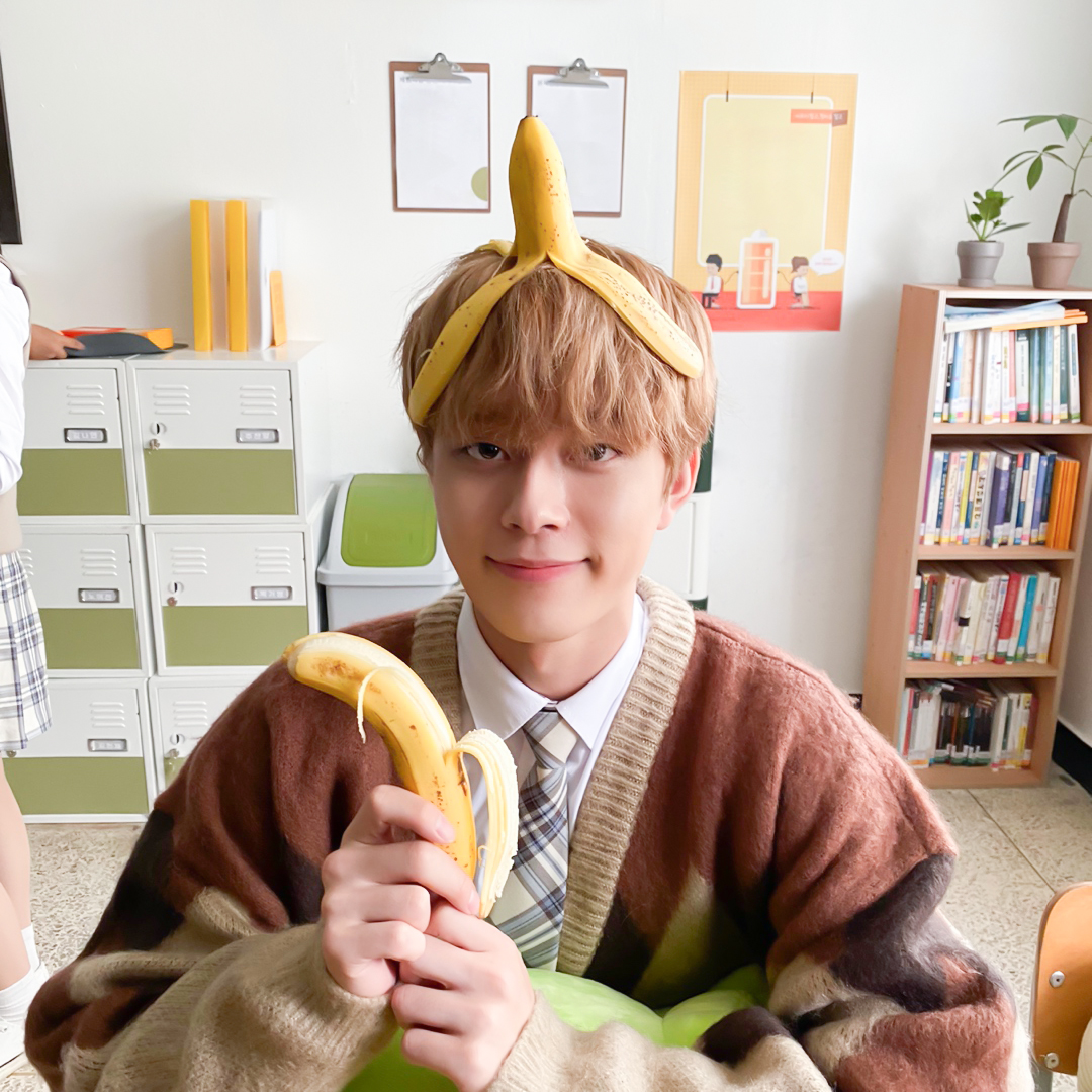 [📸] 찬양둥절 🍌😶

#유선호 #YOO_SEONHO
#소녀의세계2 #주찬양
#SEONHO_PIC