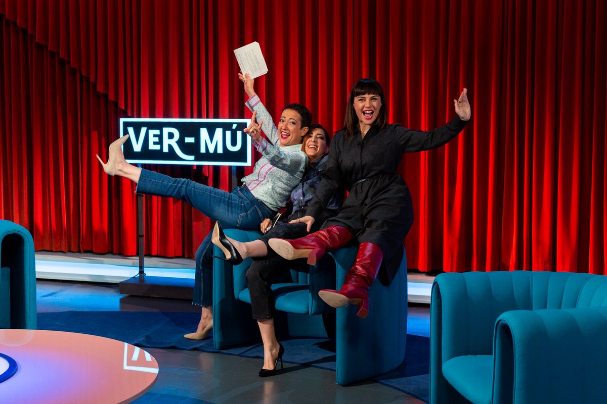 Le hemos robado las botas, y ella a nosotras el corazón 💜 La mejor despedida posible: con @MirenIbarguren