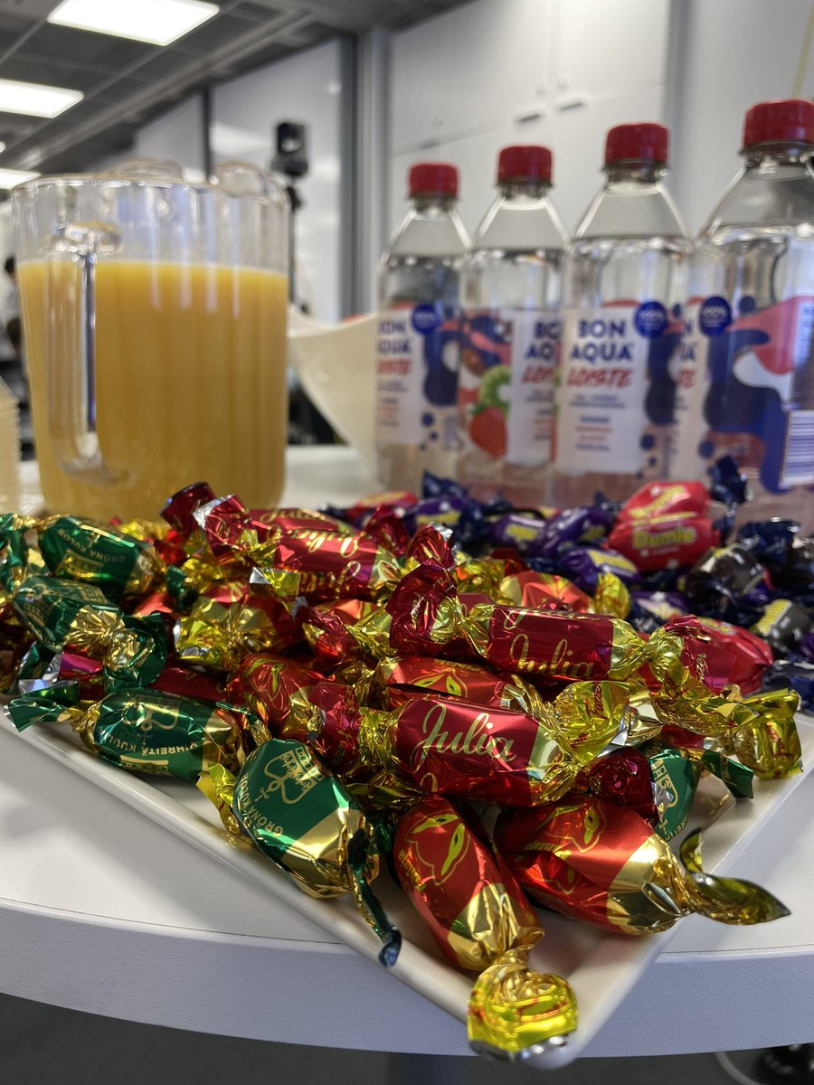 Final day of the data collection week! #simua #AI <a href="/LET_Oulu/">LET UniOulu Finland</a> #GenZ <a href="/GenZ_Oulu/">GenZ</a>. It was really exciting to spend the whole week with 9-graders and feel young again😂 now time to celebrate and go into holiday mode!