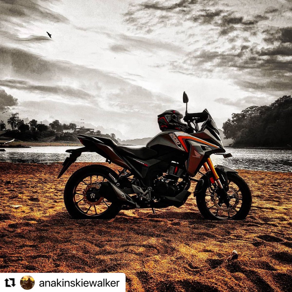 #Repost @anakinskiewalker
・・・
into the wild 
#hondacb200x #honda2wheelersindia #hondaowners