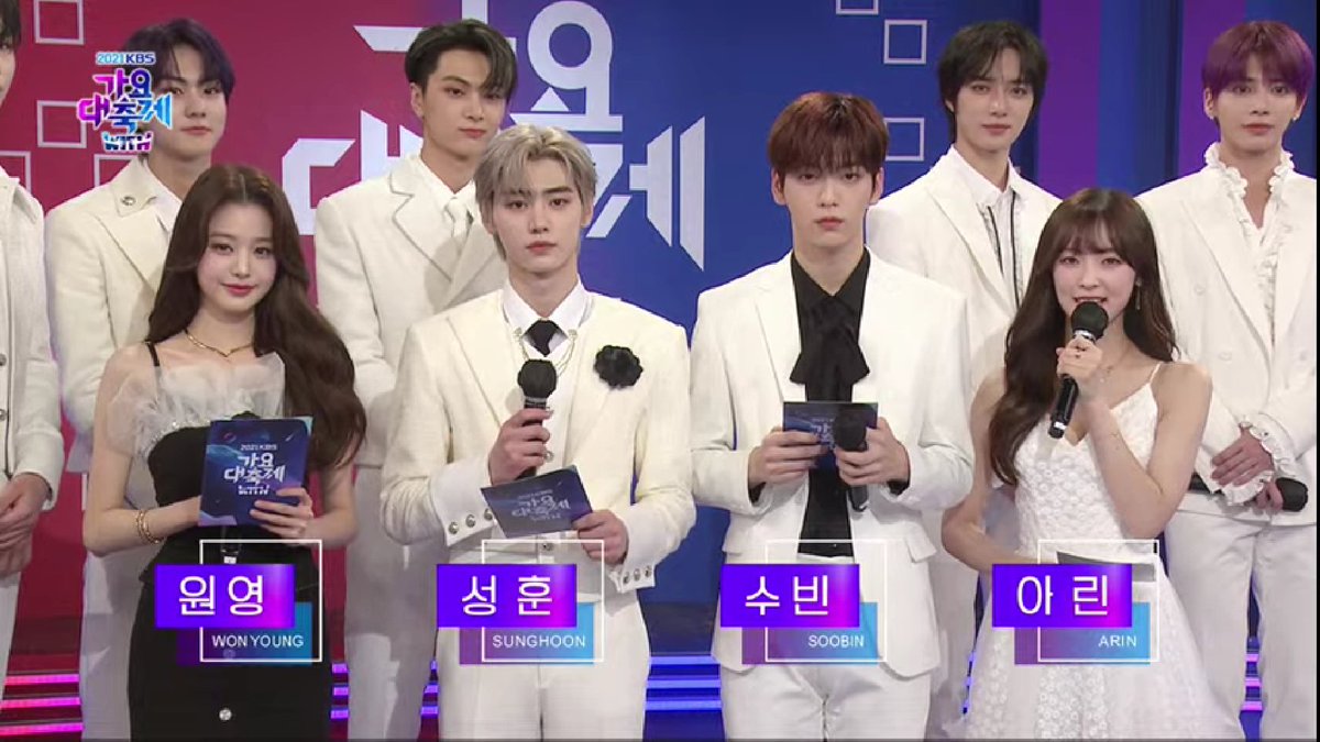 heeseungcokr's tweet image. BACKSTAGE MC ARIN &amp;amp; SOOBIN, MC WONYOUNG &amp;amp; SUNGHOON WITH TXT &amp;amp; ENHYPEN!!!!!!!