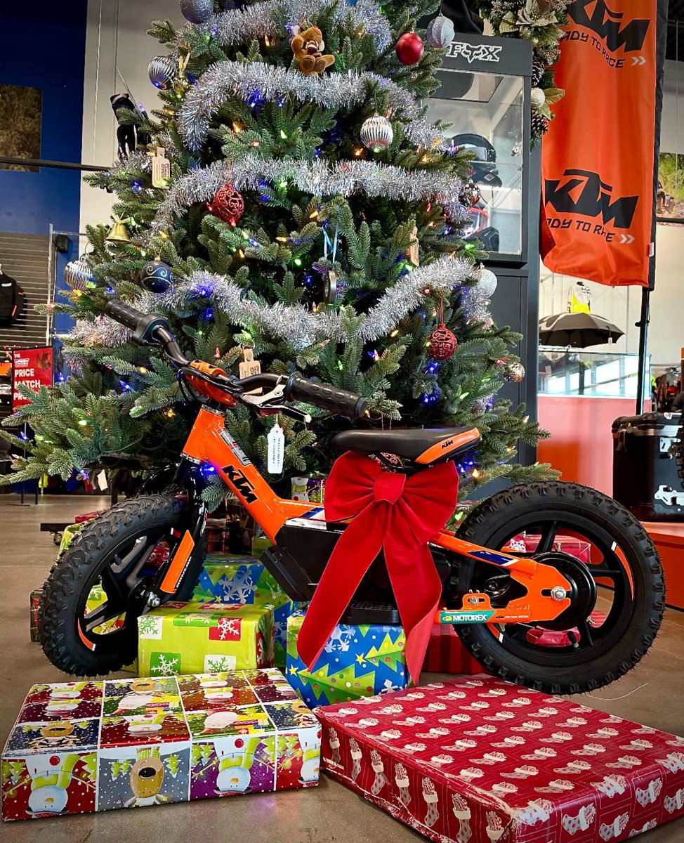 Let your little ‘rippers’ tear open a KTM Replica eDrive this holiday season!
Get ready to share the sport of motorcycling with the young champions of tomorrow.
Give us a call at (902)-468-2518 or visit webstore.procycleonline.com/collections/st… for more info!