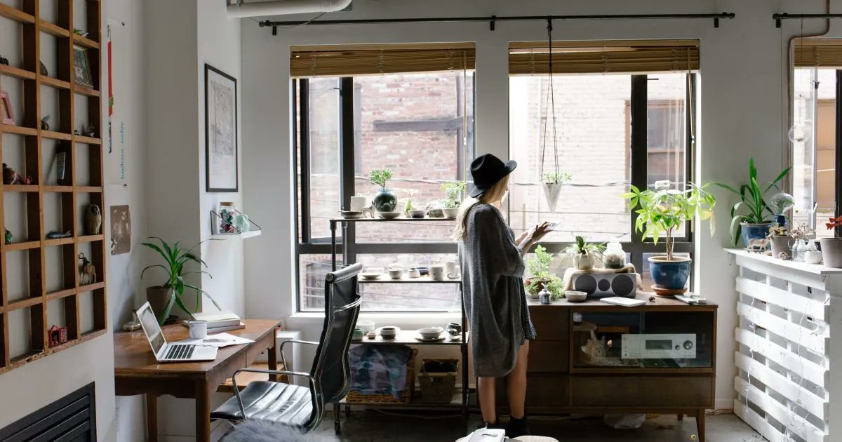 COVID made you work remote. How's it going? Tips and free resources for improving your wellbeing while working remotely here: buff.ly/3oNrhHm

#remotework #RemoteWorking #WorkLifeBalance #harmonicsway